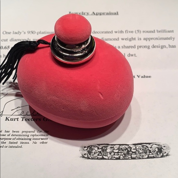 Platinum Dimond Ring - Picture 6 of 6